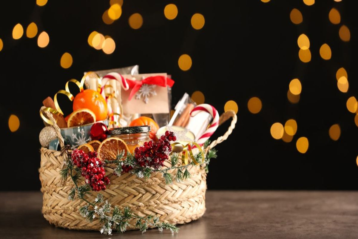 Individual Guide On Christmas Food Hampers